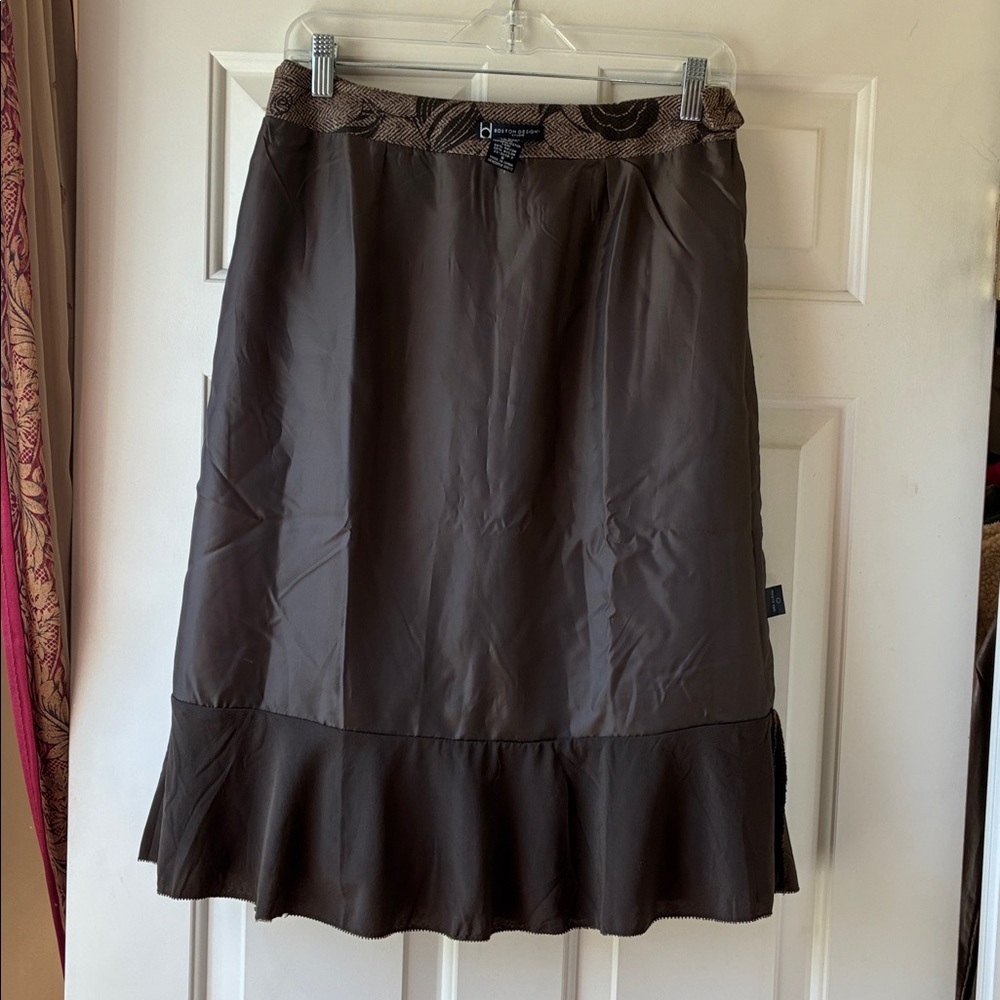 Boston Design Studio Ruffled Pencil Skirt Floral Brown Size 8 - Picture 4 of 8